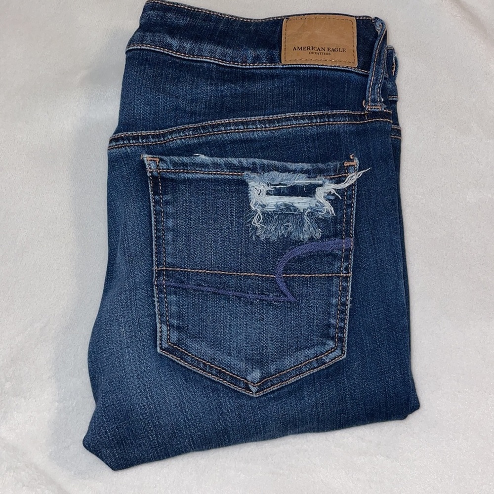 Hi Rise Distressed Dark Wash AE Jegging